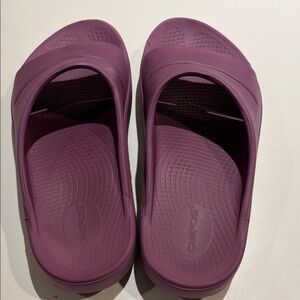 OOFOS OOah Women's Slide Sandals